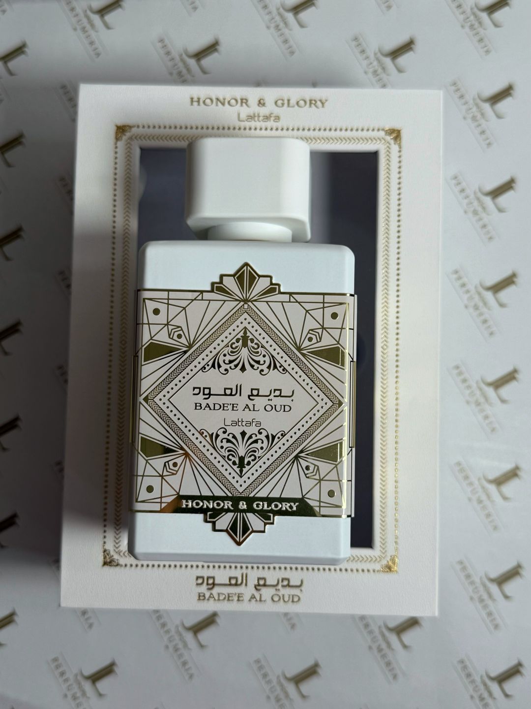 Lattafa Honor & Glory Eau de Parfum