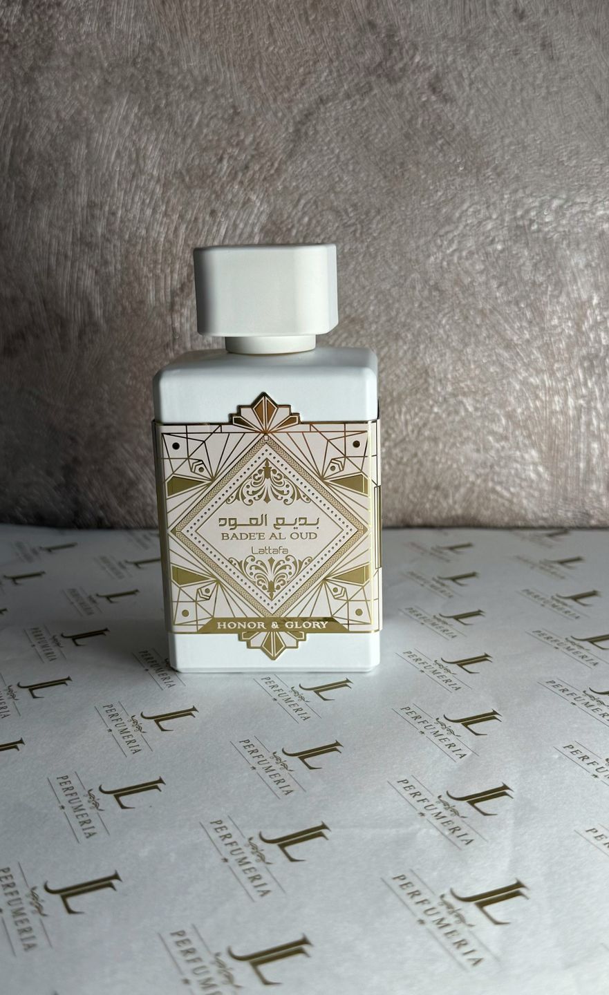 Lattafa Honor & Glory Eau de Parfum